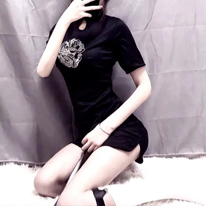 隔墙花